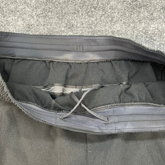 Lululemon Pace Breaker Short 8.5" *Swim Men's XL - Picture 3 of 9